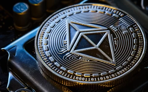 以太坊质押率突破 32%：3920 万枚 ETH 锁定对市场意味着什么？