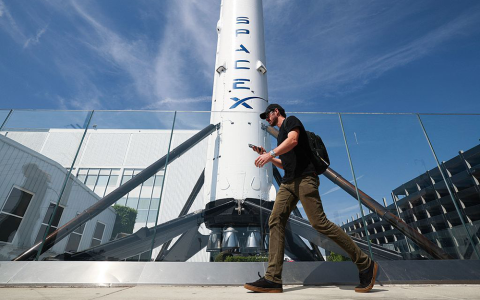 SpaceX IPO 吸引 2500 亿美元+认购，接近目标融资的 4 倍