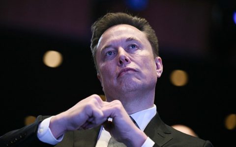 马斯克行权304M特斯拉期权，获得 $116B  纸面利润