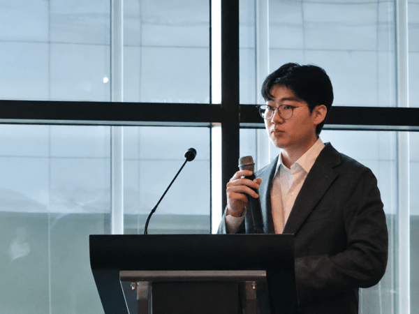 Kang Hee-chang, Chief Strategy Officer of Populus, presenting at the Injective Institutional Lunch Forum held at Conrad Seoul in Yeouido on the 11th